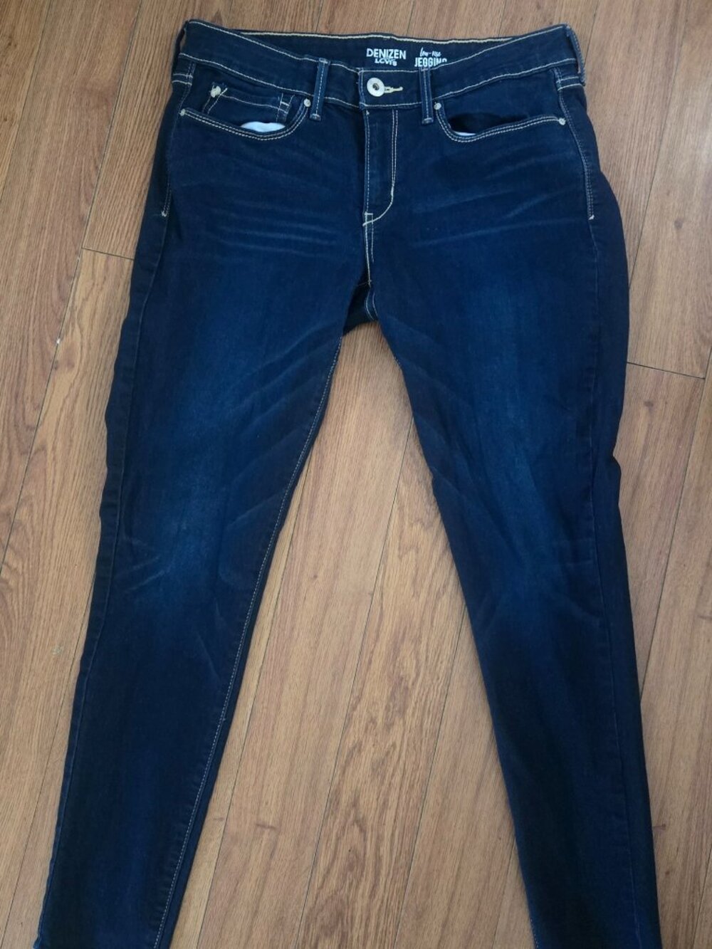 Levi denizen mid rise skinny woman jeans